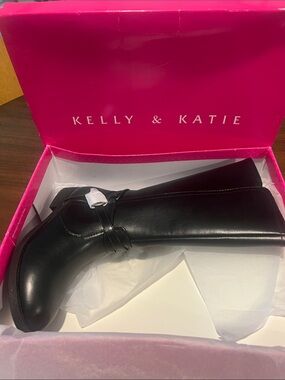 Girl’s Size 1 - Kelly & Katie Bright Hot Pink Shoe Box with White Logo
